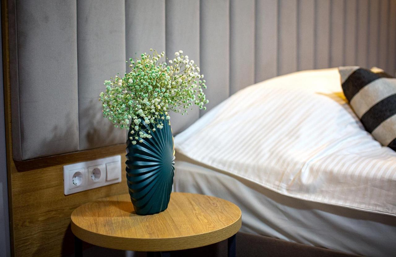 Green Land Hotel Tsandrypsh ภายนอก รูปภาพ